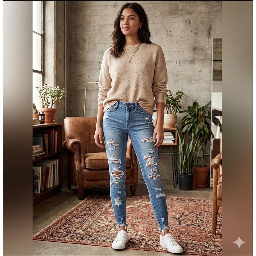 American Eagle Outfitters Jeans Womens Size 0 Blue Distressed Stretch Mid Rise